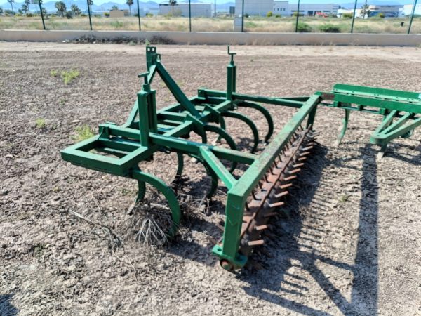 Cultivador agrícola de 9 brazos fijos con rastrillo - Imagen 2