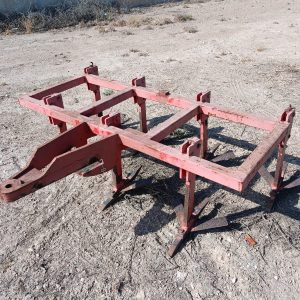 Cultivador agricola de 7 brazos fijos