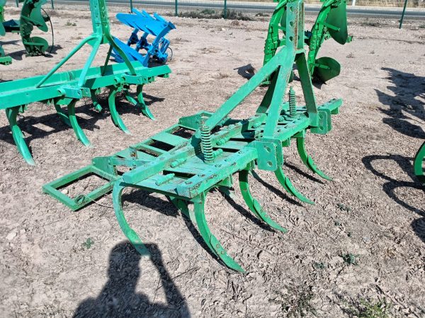 Cultivador de 9 brazos con rastrillo - Imagen 5