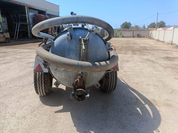 Cuba galvanizada de 2500 litros - Imagen 4