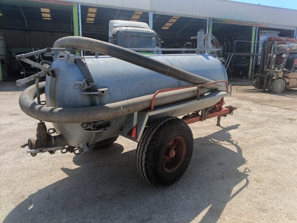 Cuba galvanizada de 2500 litros - Imagen 3