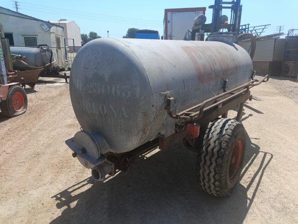 Cuba para purines de 2500 litros - Imagen 4