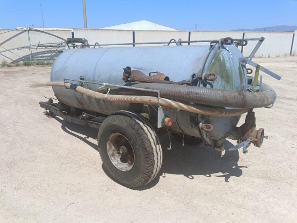 Cuba galvanizada de 2500 litros - Imagen 3