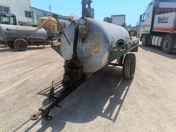 Cuba galvanizada de 3000 litros - Imagen 2
