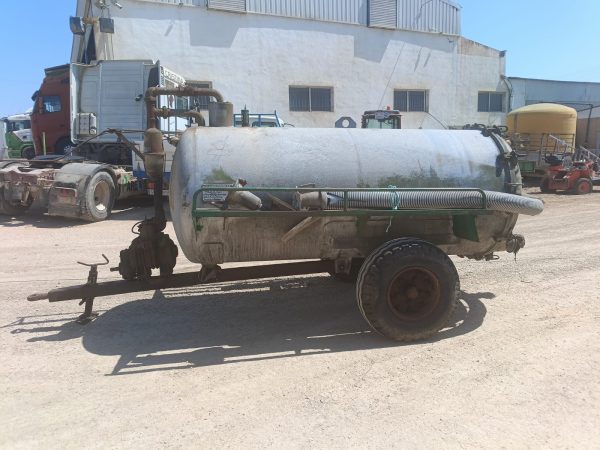 Cuba galvanizada de 3000 litros