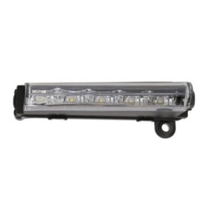 Faro luz diurna lado derecho Mercedes